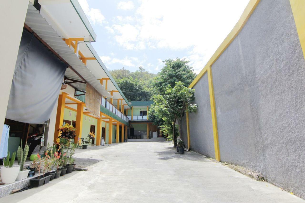 Losmen Alden Kretek Exterior foto